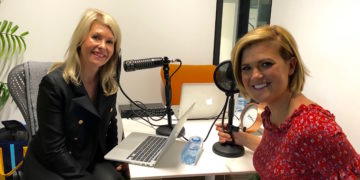 Sarah Harris Was Back on TV 4 Months After Giving Birth